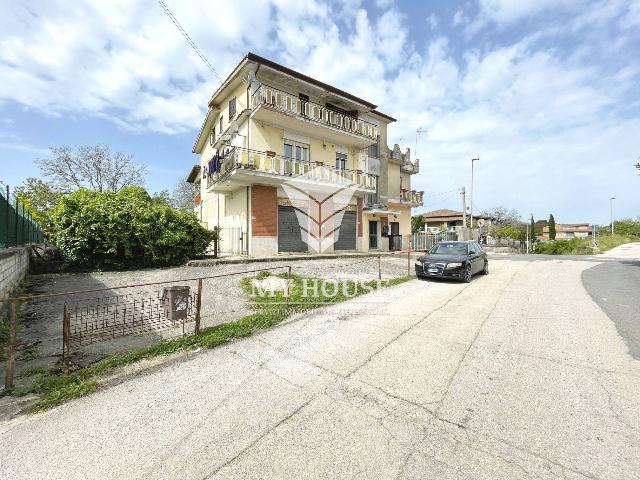 4-room flat in Via Napoli 229, Artena - Photo 1