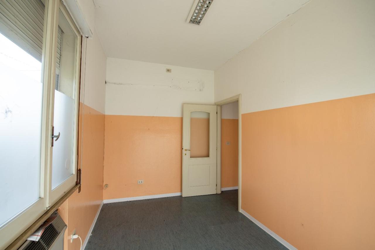 Ufficio in , Poviglio, {3} - Foto 1