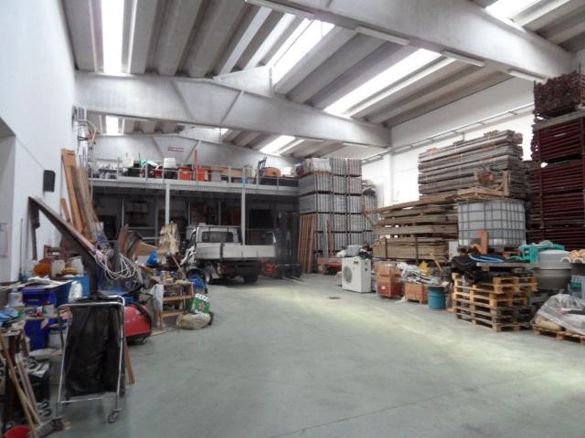 Industrial shed in Via Gorganza 32, Reggio nell'Emilia - Photo 1