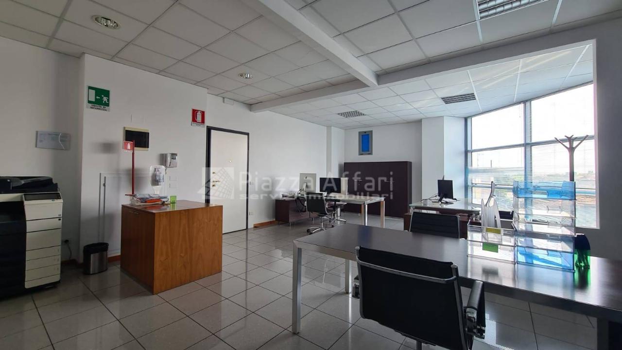 Ufficio in Via Candelu' 20, Reggio nell'Emilia, {3} - Foto 1