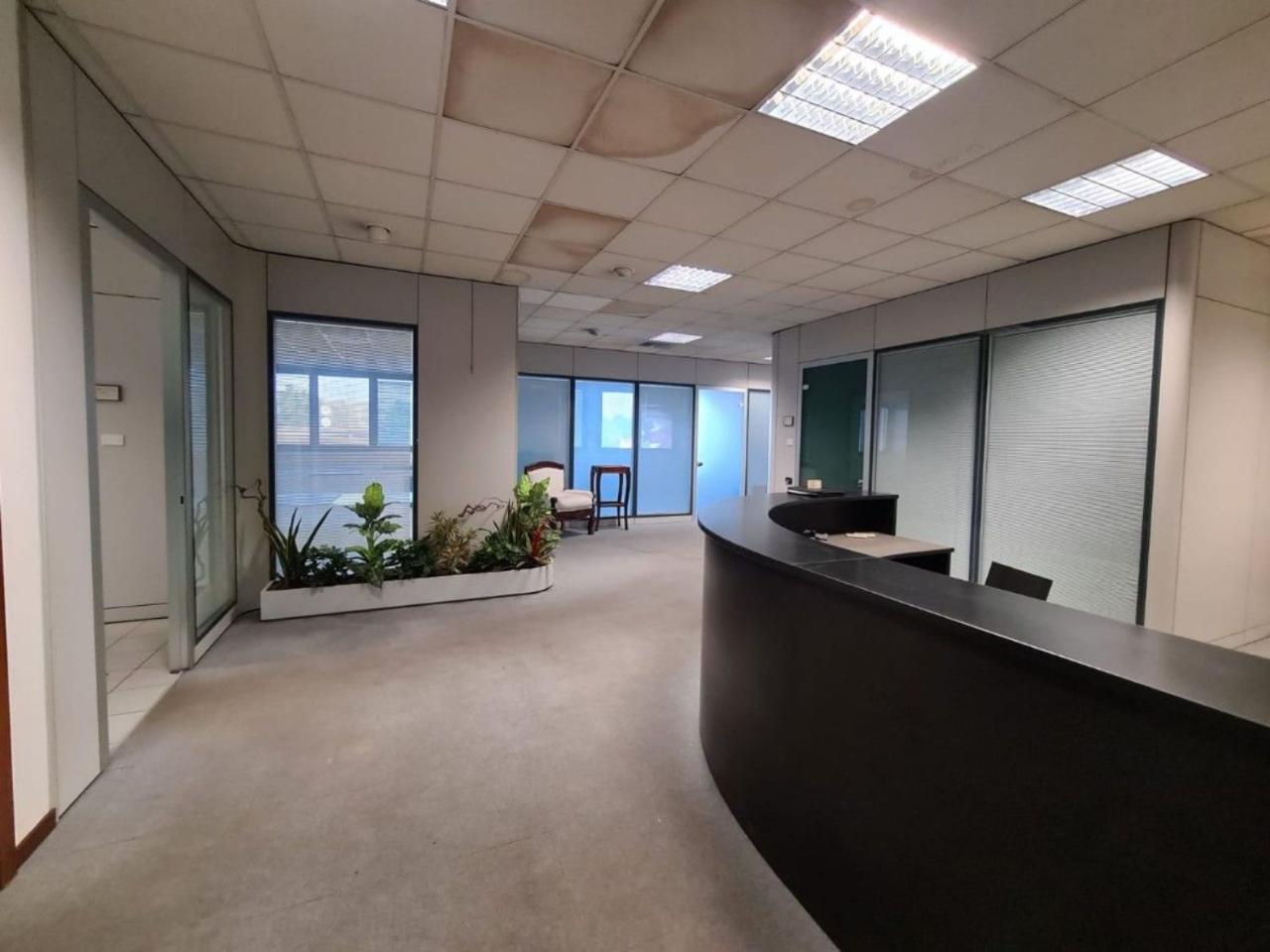 Ufficio in Via Antonio Vivaldi 13, Carpi, {3} - Foto 1
