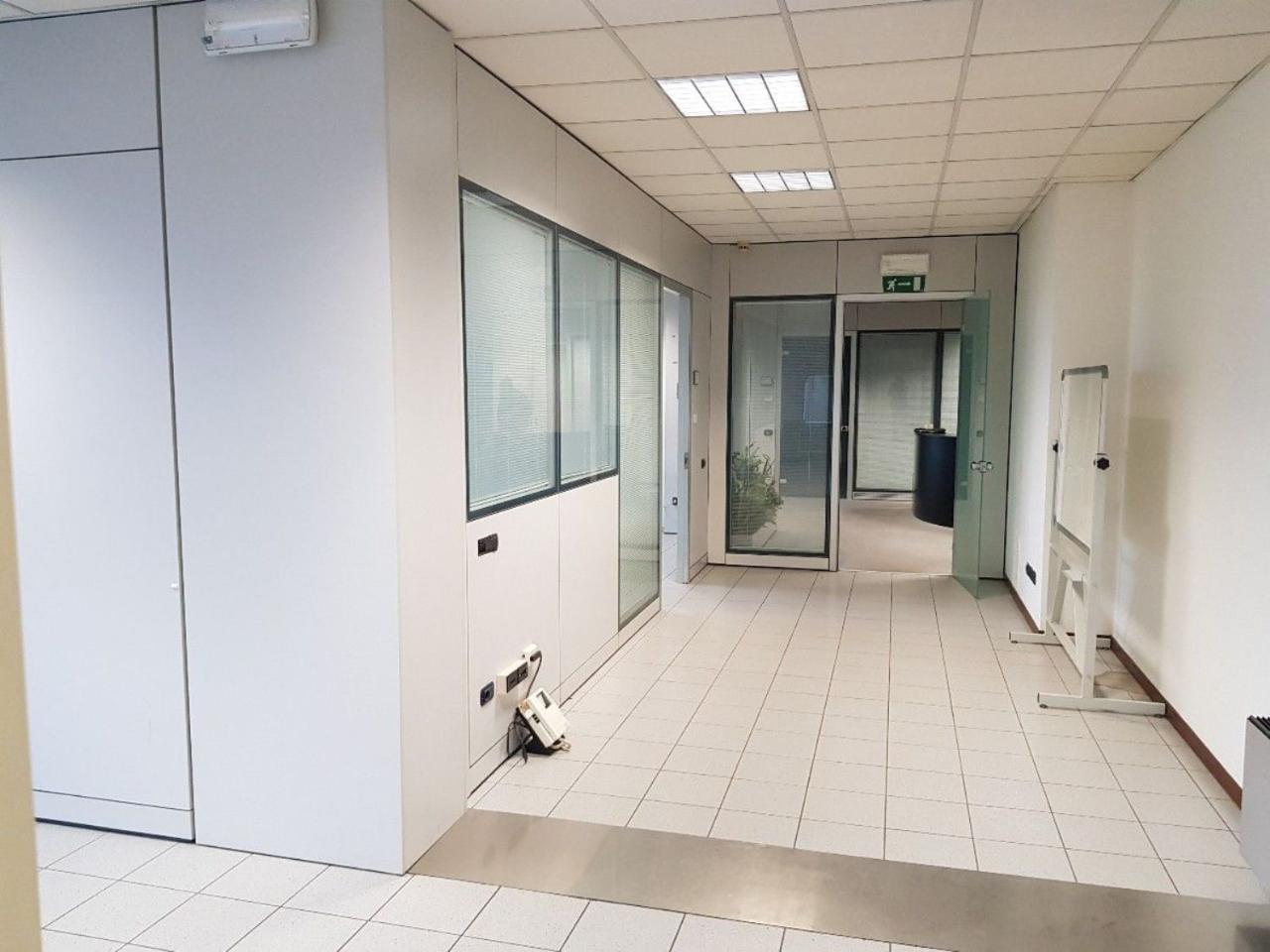 Ufficio in Via Antonio Vivaldi 13, Carpi, {3} - Foto 2