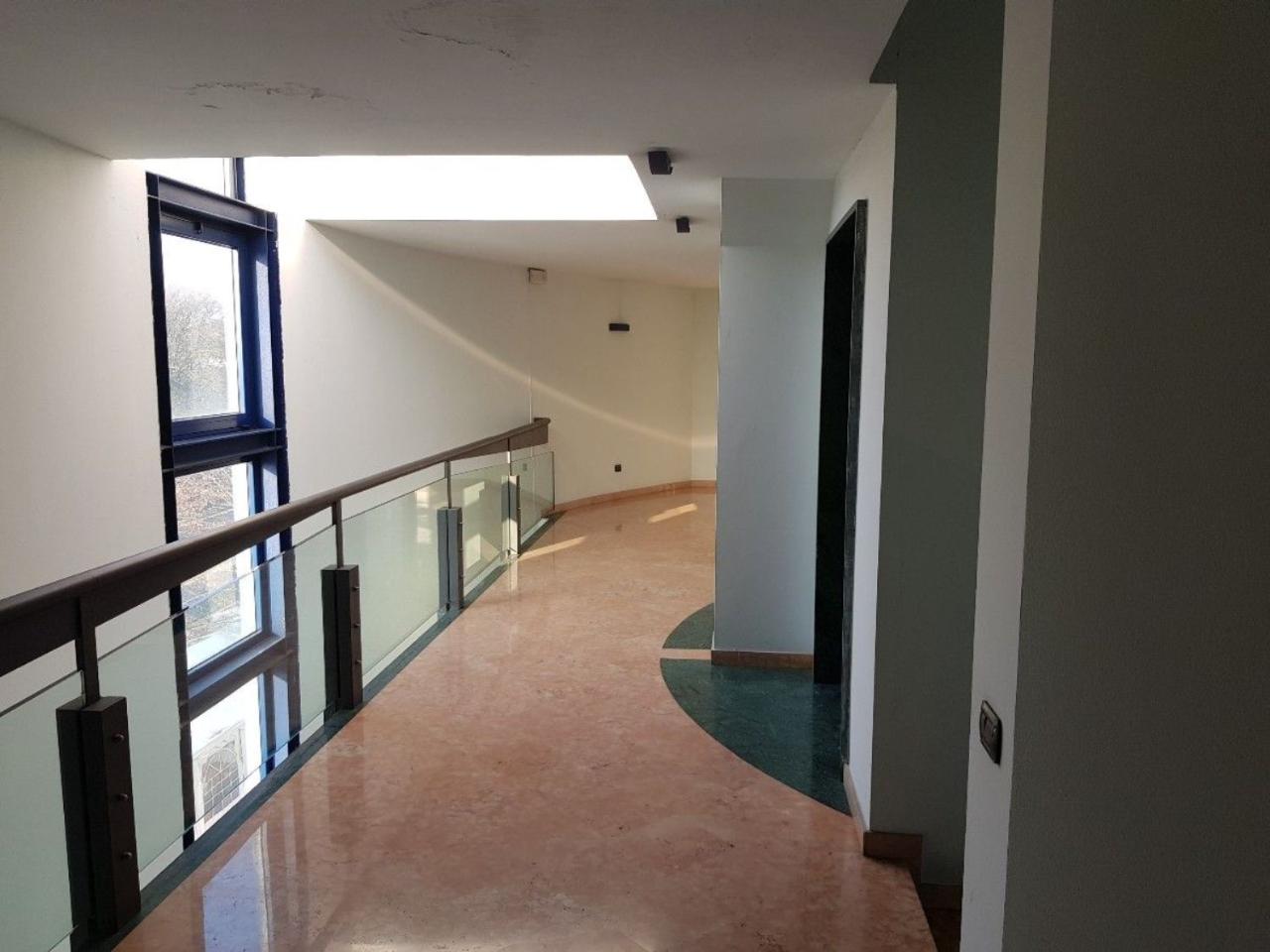 Ufficio in Via Antonio Vivaldi 13, Carpi, {3} - Foto 2