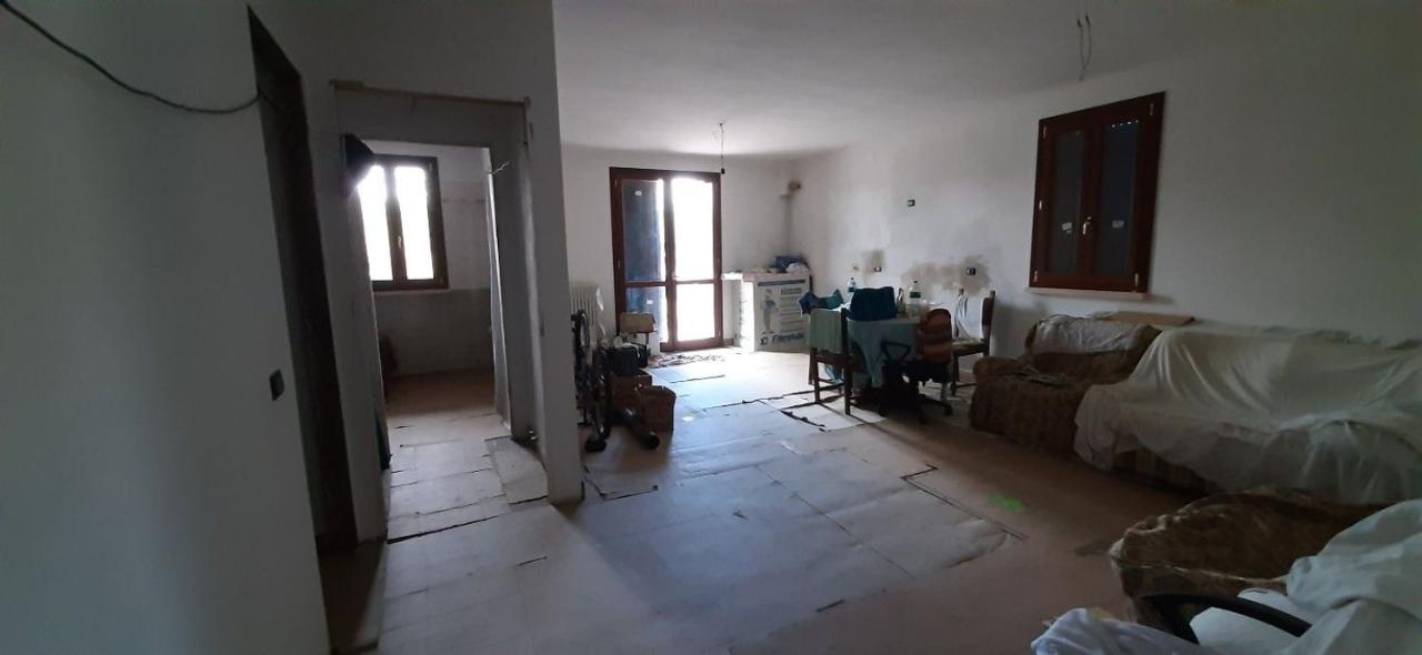 Villa a schiera in vendita a Castelnovo Di Sotto