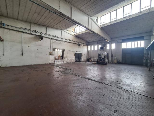 Industrial shed in Via Mario Gasparini 25, Reggio nell'Emilia - Photo 1