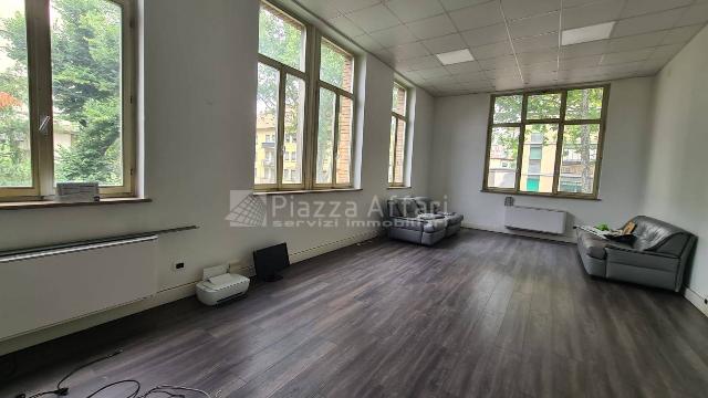 Office in {3}, Viale Monte Grappa 4 - Photo 1