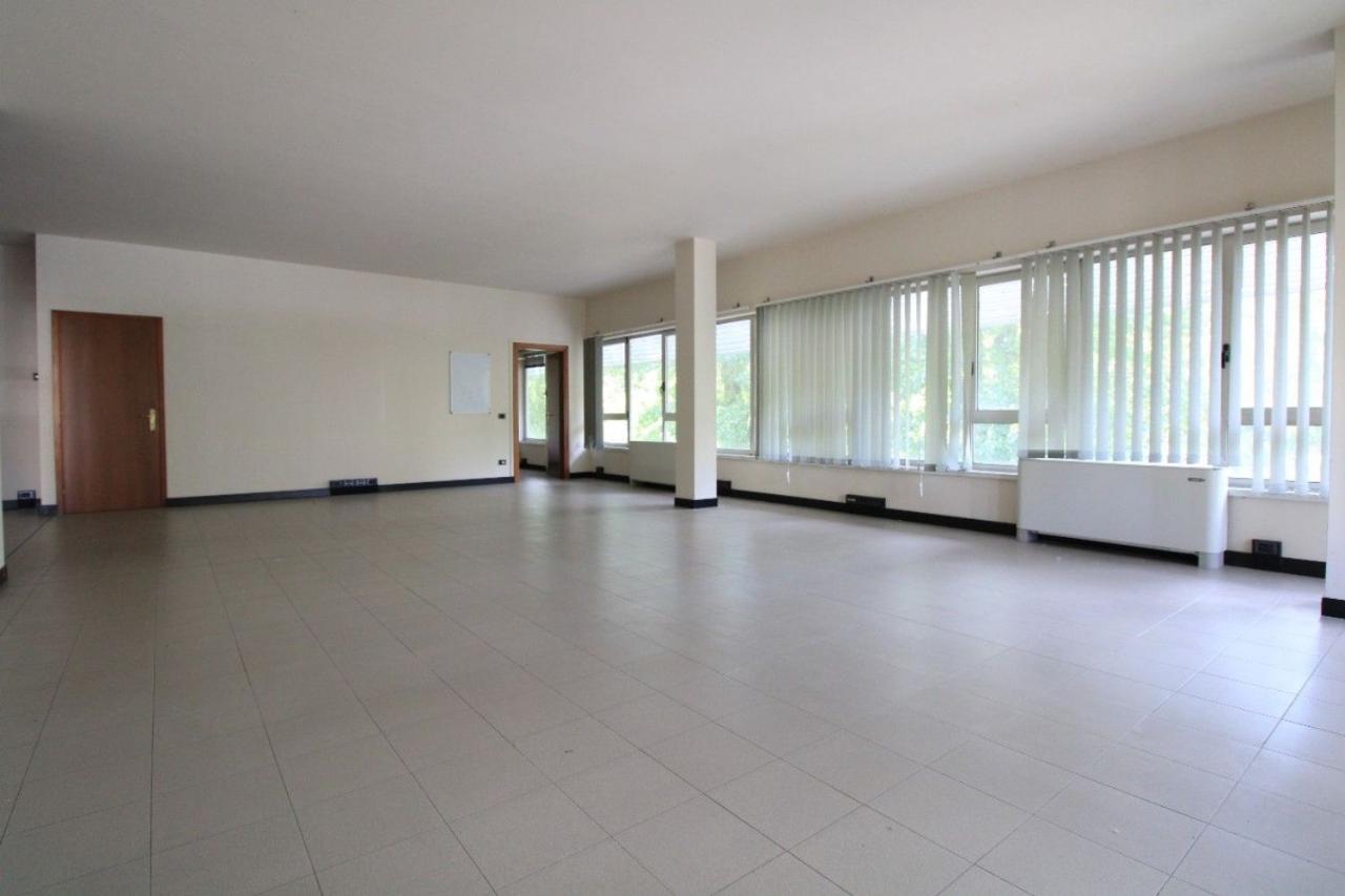 Ufficio in Via Gran Sasso d'Italia 40, Reggio nell'Emilia, {3} - Foto 1