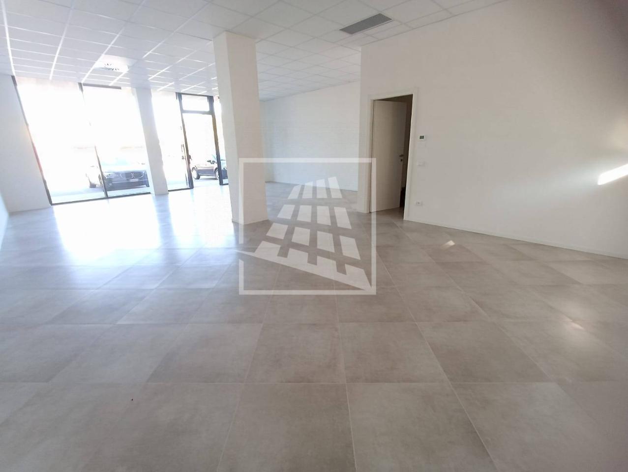Negozio in Via Crocioni 12, Albinea, {3} - Foto 2