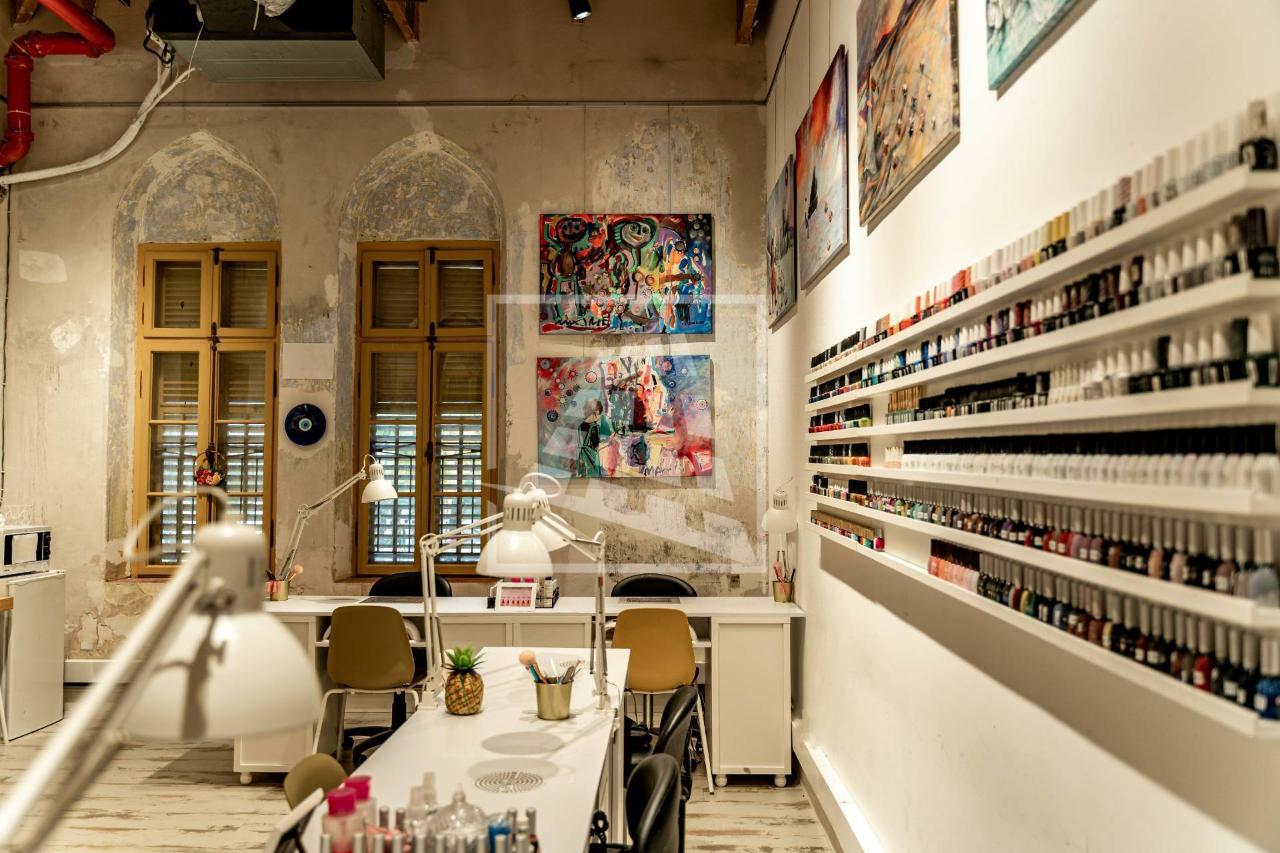 Negozio in Via Luciano Fornaciari 3, Reggio Emilia, {3} - Foto 2
