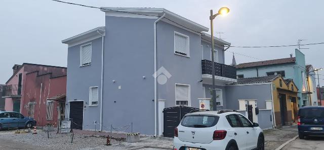 Terraced house in Via Arturo Bellini 16, Comacchio - Photo 1