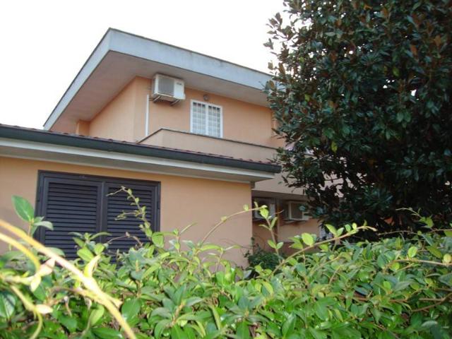 Terraced house, Anzio - Photo 1