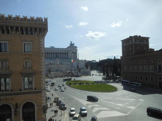 Gemeinschaftsbüro in Piazza Venezia, Roma - Foto 1