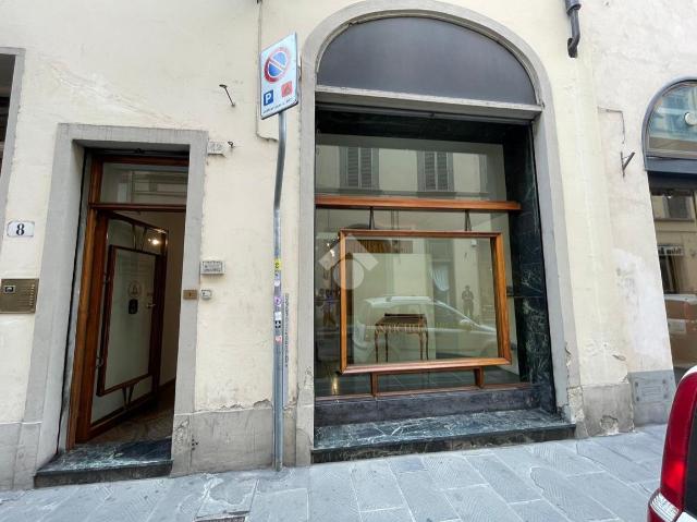 Negozio in Via dei Fossi 40, Firenze - Foto 1