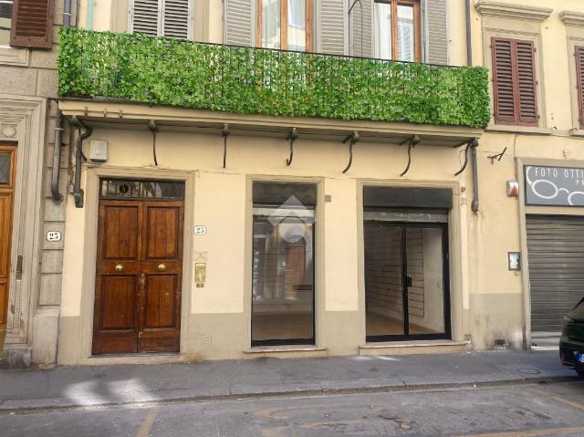 Negozio in Borgo Ognissanti 71, Firenze - Foto 1