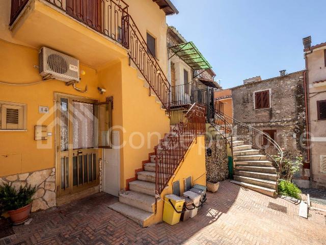 3-room flat in Via Monte Patulo 12, Sant'Angelo Romano - Photo 1