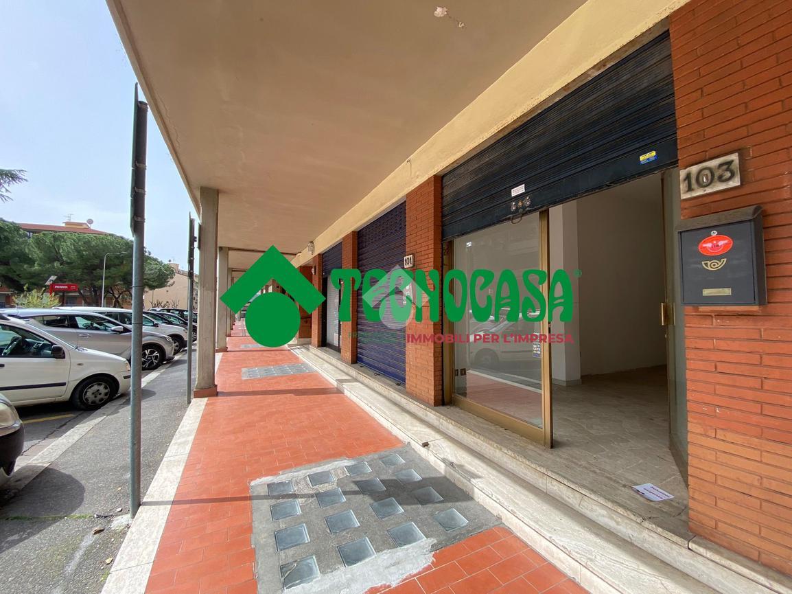 Negozio in Via Enrico Guido Bocci 103, Firenze, {3} - Foto 1