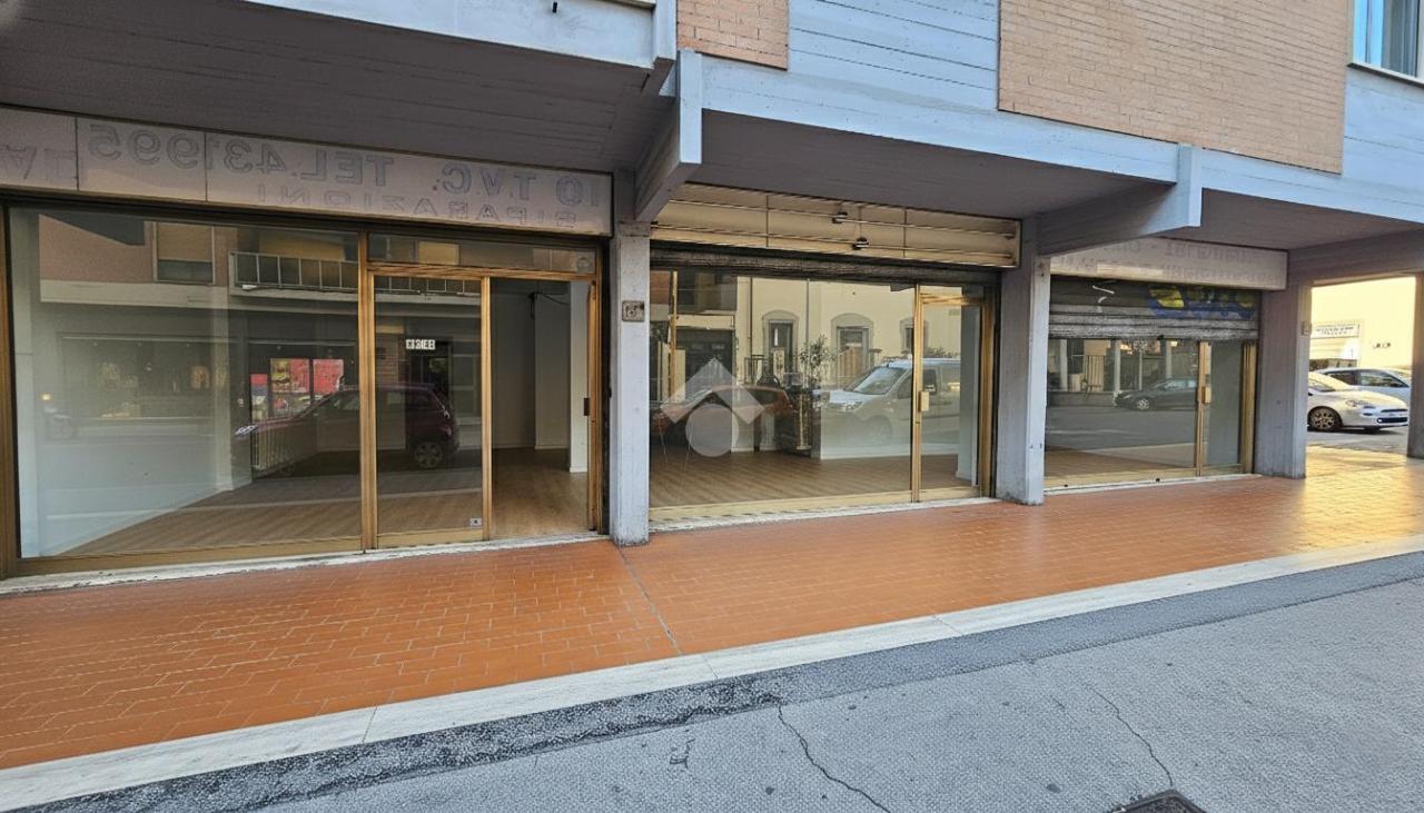 Negozio in Via delle Panche 91, Firenze, {3} - Foto 2