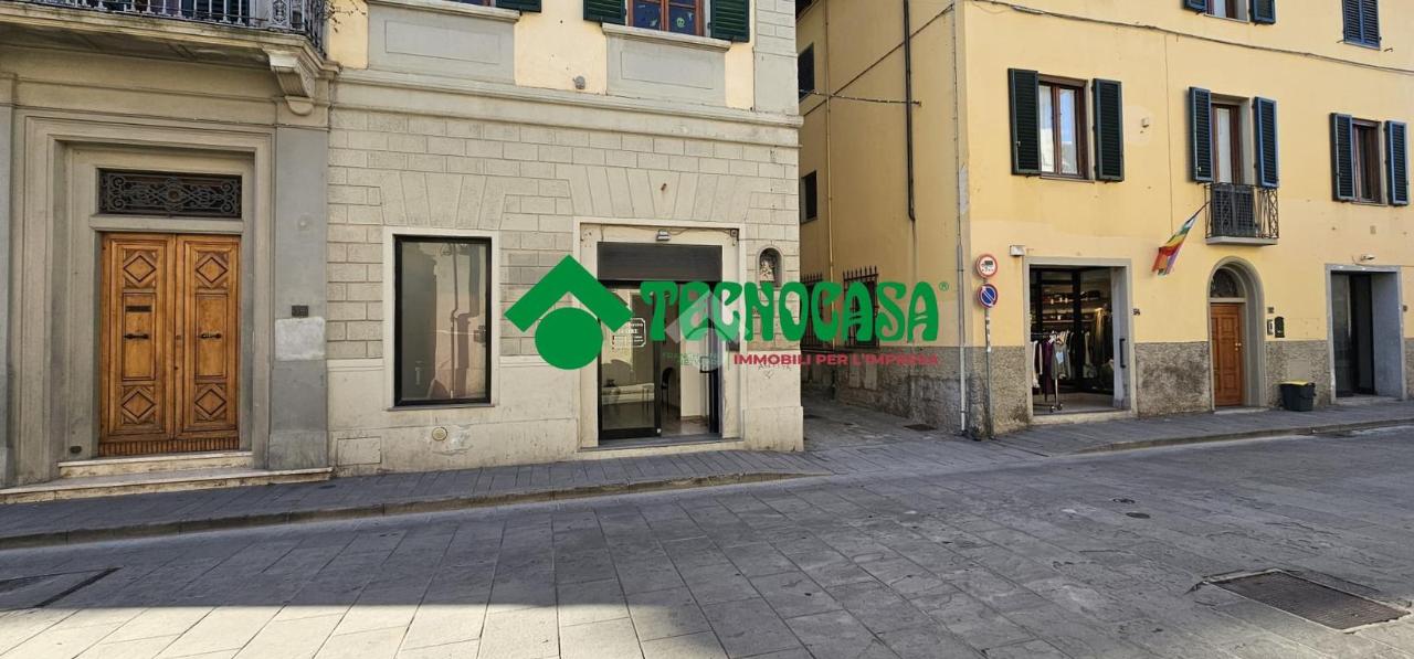 Negozio in Via Santo Stefano 96, Campi Bisenzio, {3} - Foto 1
