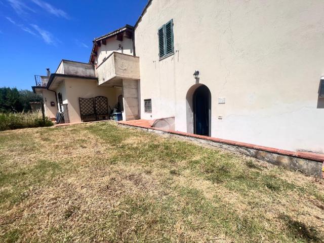 2-room flat in Via Trecento, Montespertoli - Photo 1