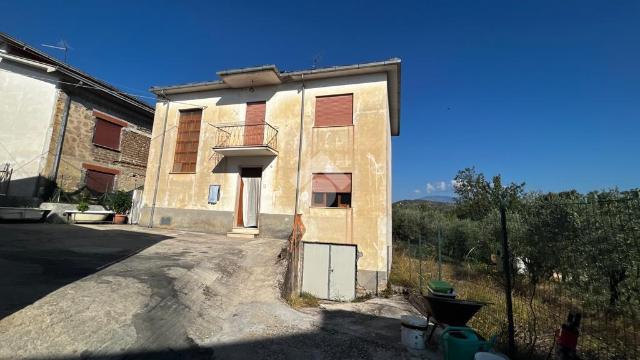 Detached house in Via Boccafolle 54, Monte San Giovanni Campano - Photo 1