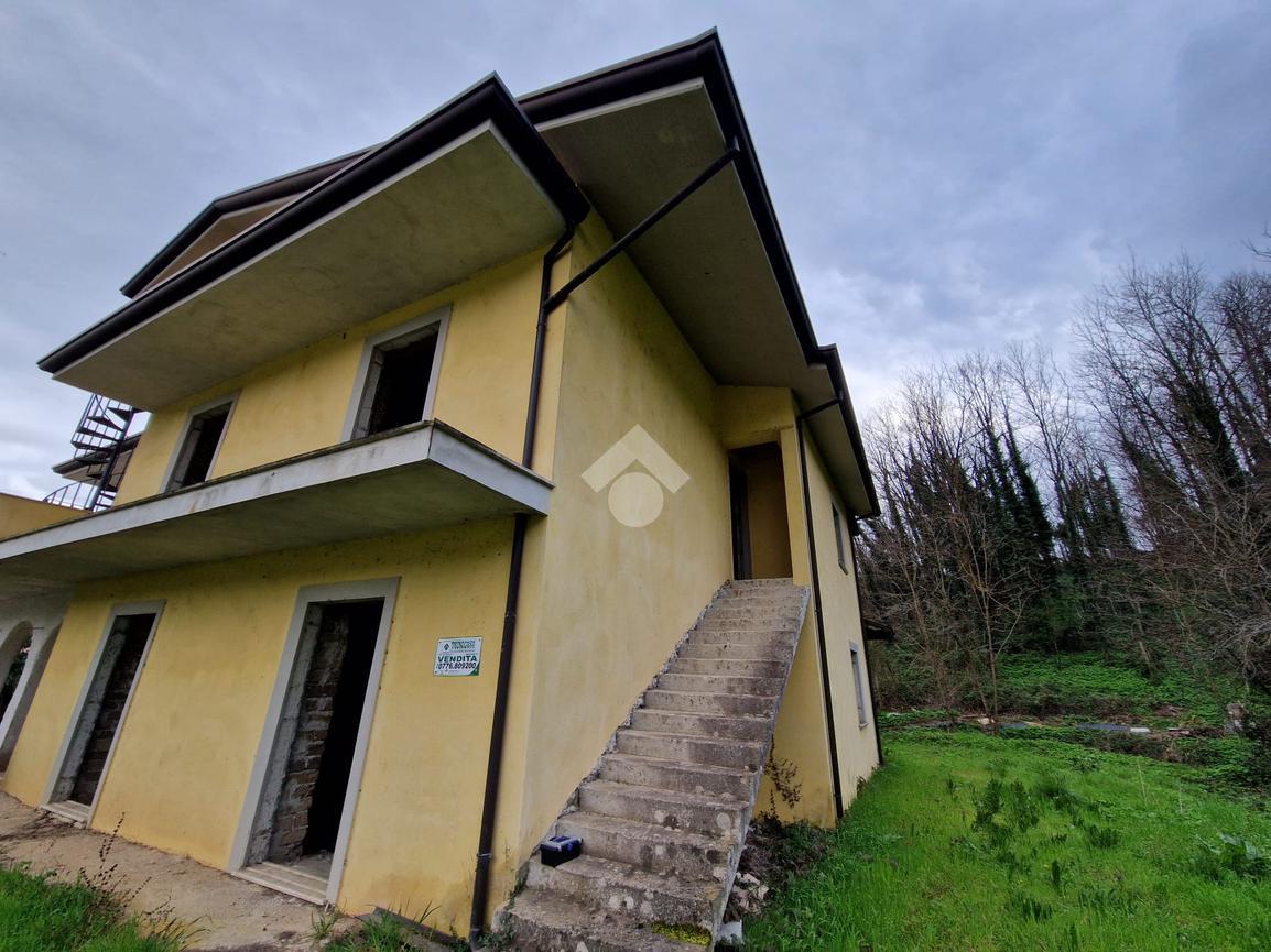 Villa in vendita a Castelliri