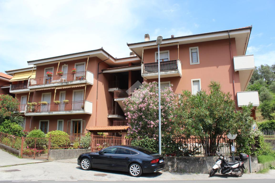 Appartamento in vendita a Leivi