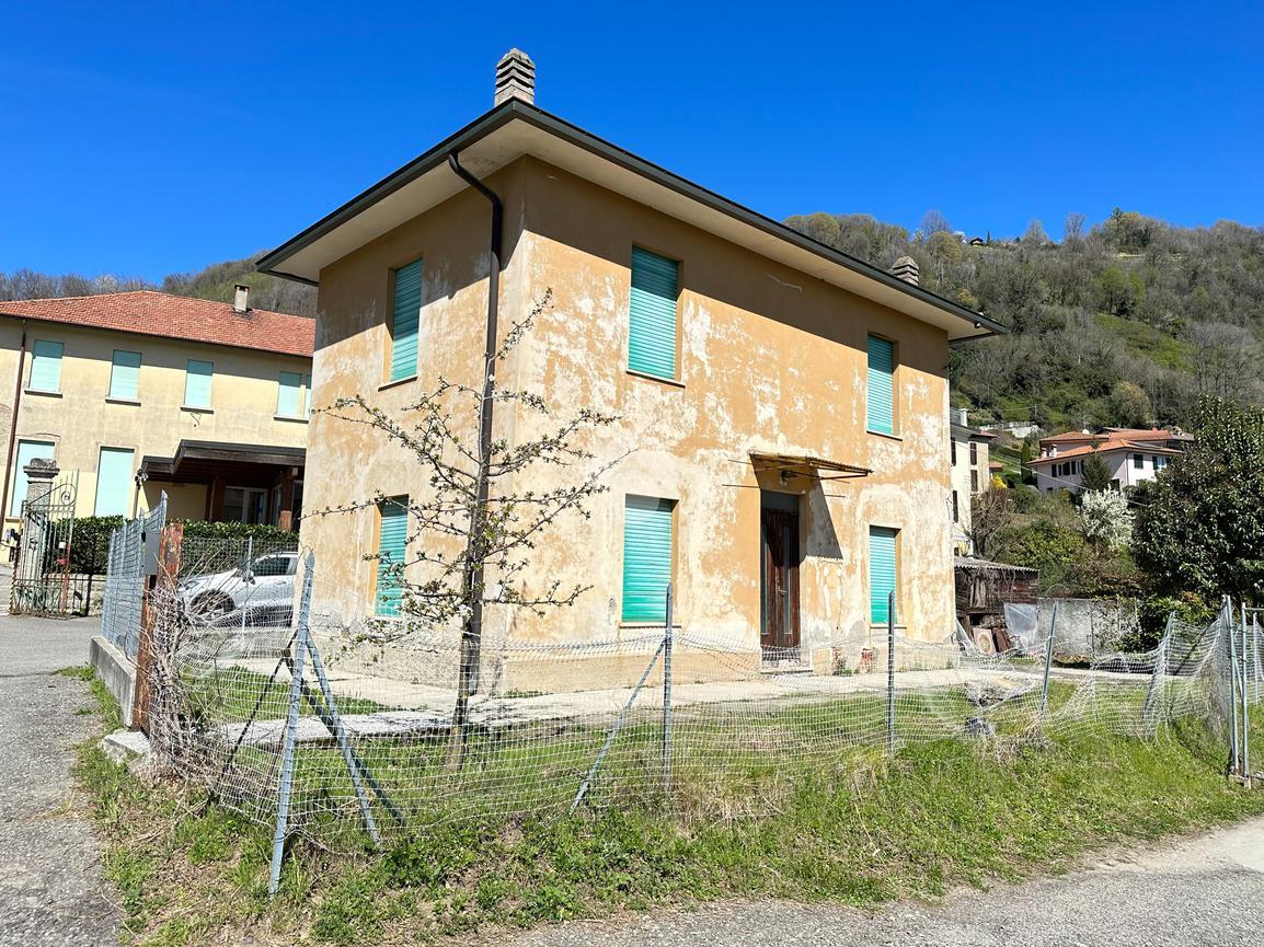 Casa indipendente in vendita a Olgiate Molgora