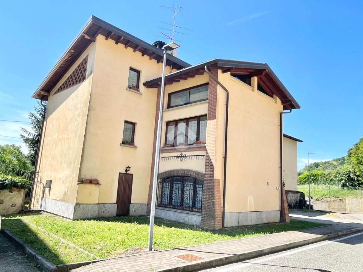 Villa in vendita a Olgiate Molgora