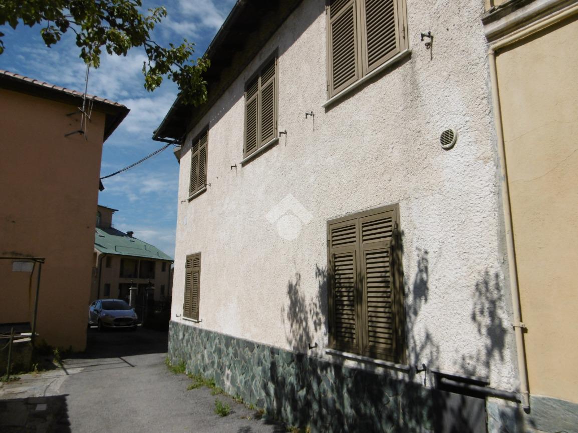 Casa indipendente in vendita a Genova