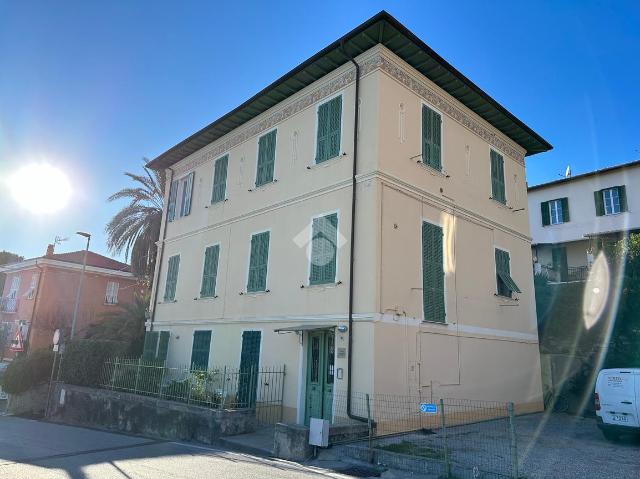 2-room flat in Via dei Colli 15, Bordighera - Photo 1