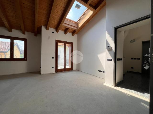 3-room flat in Via Cacciatori 1, Pantigliate - Photo 1