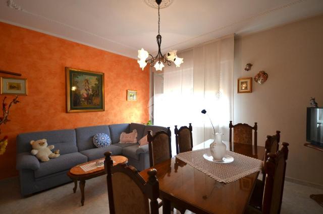 3-room flat in Via 2 Giugno 5, Sedriano - Photo 1