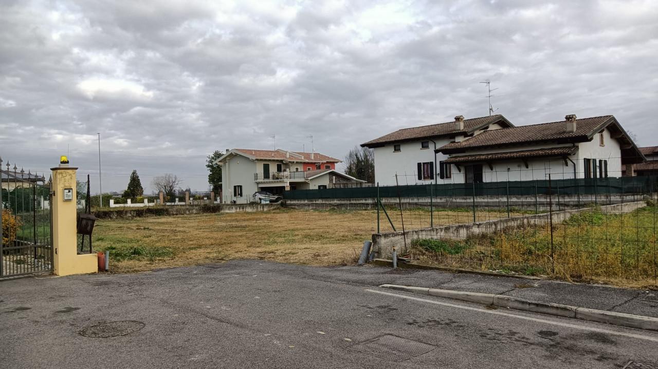 Terreno edificabile residenziale in vendita a Calvisano