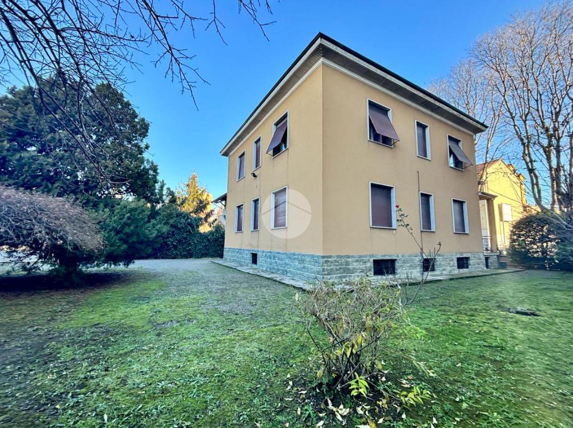 Villa in vendita a Monza