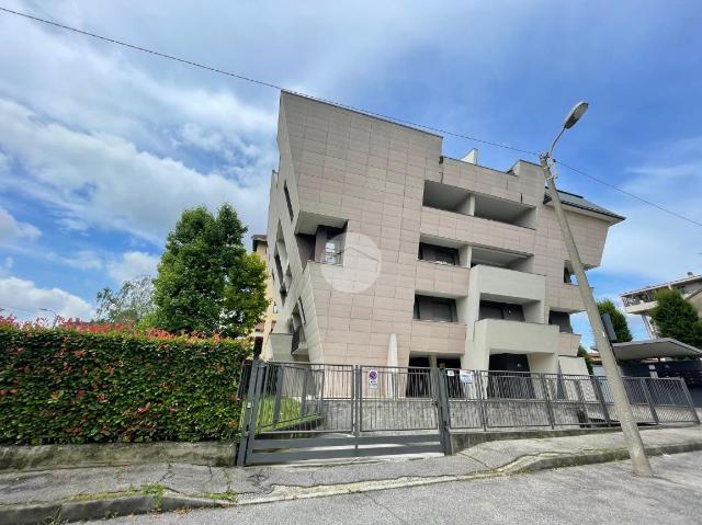 4-room flat in Via a. Murri 21, Lissone - Photo 1