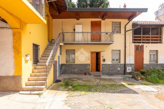 3-room flat in Vicolo della Chiesa 4, Lainate - Photo 1