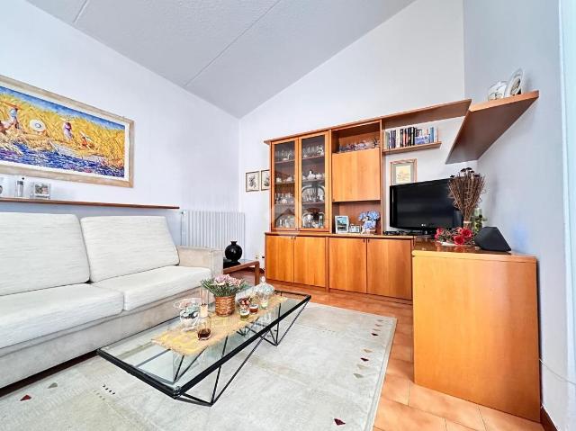 3-room flat in Via Don Silvio Coira 51, Basiglio - Photo 1