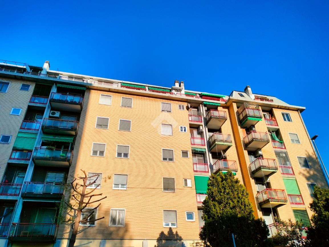 Appartamento in vendita a Cesano Boscone