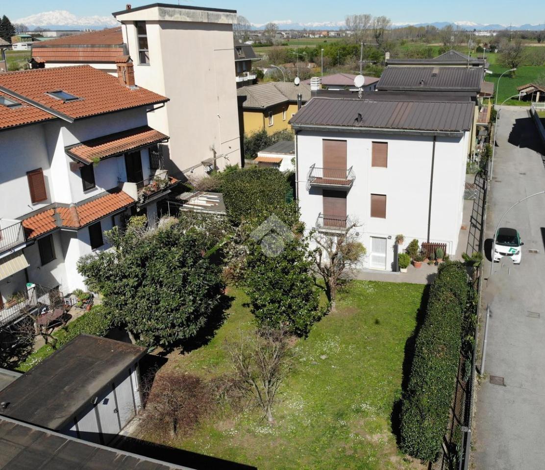 Villa in vendita a Bareggio