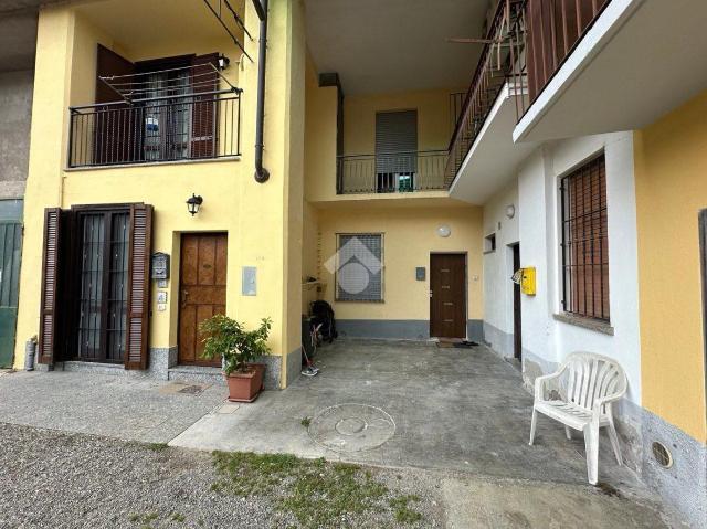 2-room flat in Via Montegrappa 4, Pessano con Bornago - Photo 1