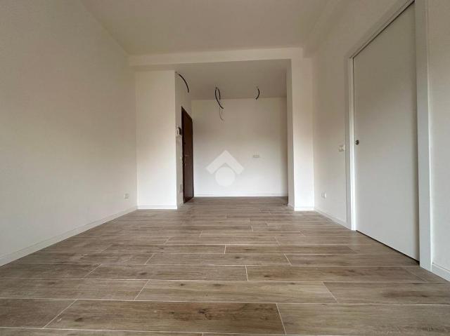 3-room flat in Piazza Milite Ignoto 6, Melzo - Photo 1