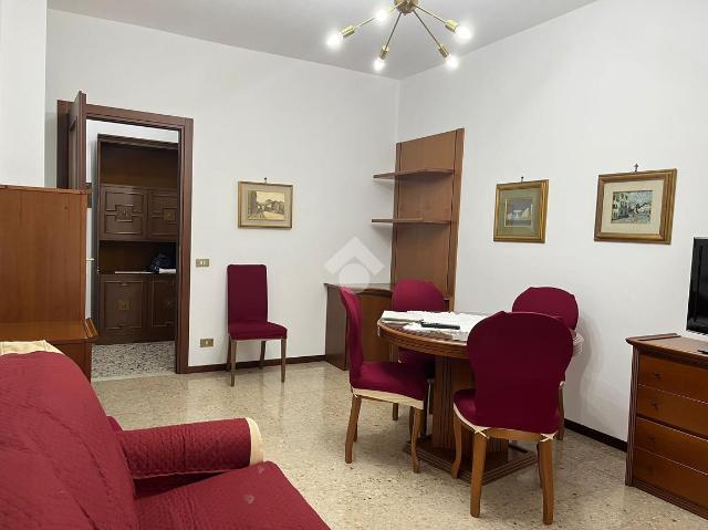 2-room flat in Via Giuseppe Castelli 17, Melegnano - Photo 1