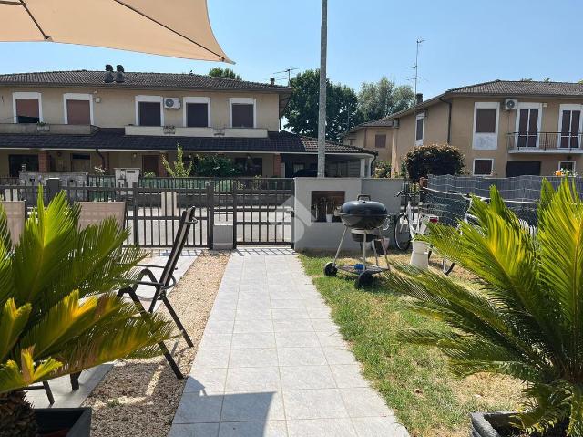 3-room flat in Viale Padre O. Marcolini 71, Cerro al Lambro - Photo 1