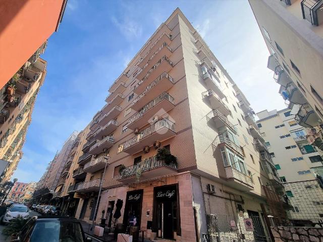 Trilocale in Via Pasquale Fusco 47, Torre Annunziata - Foto 1