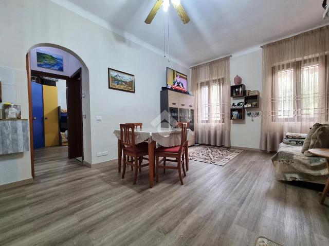 2-room flat in Via Cesare Battisti 69, Carugate - Photo 1