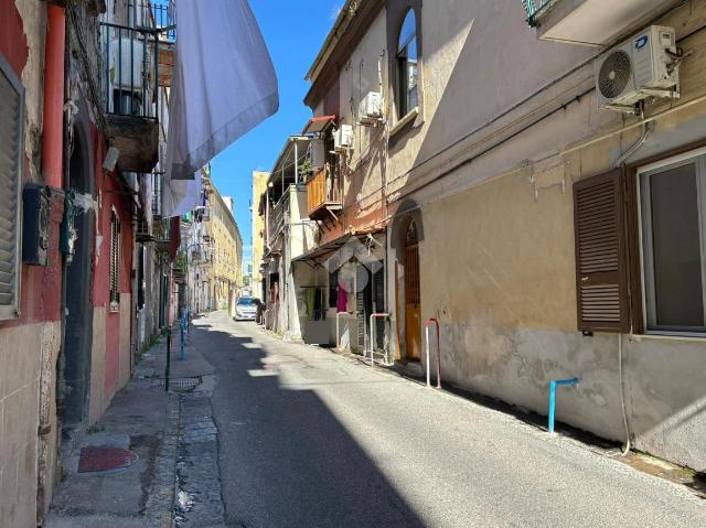 One-room flat in Via Bernardo Quaranta 31, Napoli - Photo 1