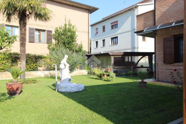 Mansion in Via Europa 180, Modena - Photo 1