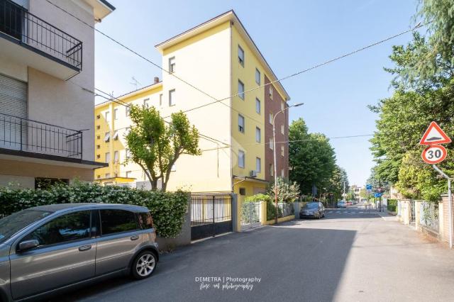 4-room flat in Via Bruno Buozzi 13, Vignola - Photo 1