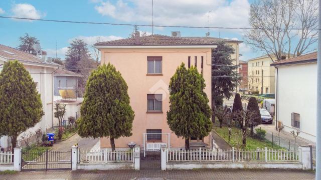 Detached house in {3}, Via a. Tonelli 11 - Photo 1