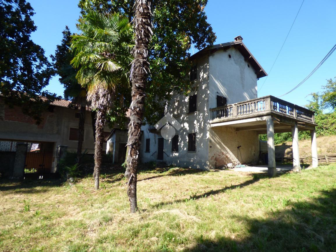 Casa indipendente in vendita a Gattico-Veruno